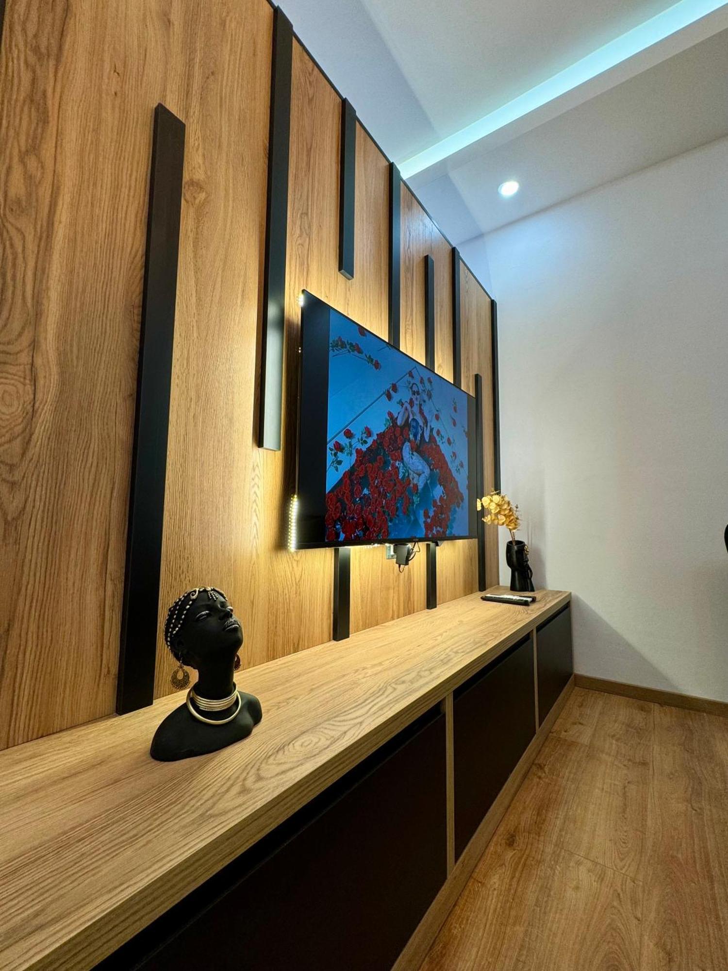 Luxury Central Baba Apartment Shkoder Exterior photo